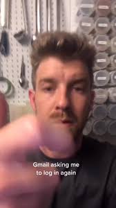 Kyle Weeks (@itskyleweeks)