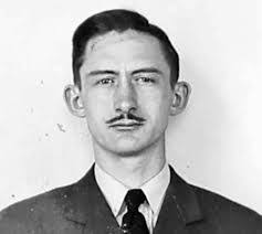 Edward Maines's Instagram, Twitter & Facebook