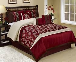 Bring the rustic color of fall to your bedroom. Burgundy Bedspreads And Burgundy Comforter Sets At Luxcomfybedding