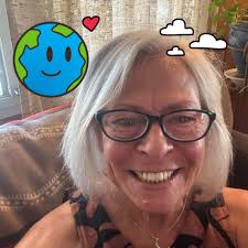 My Mom is in an assisted living facility a little more than an hour away  from me. It's much closer to my brother. I'm going to visit with her today.  She keeps