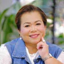 Anna Barba's Instagram, Twitter & Facebook