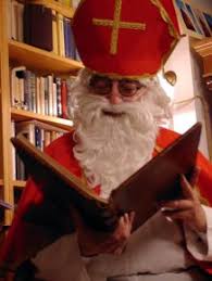 Über ihn werden viele legenden erzählt. Vorlesegeschichte Die Legende Vom Heiligen Nikolaus Erzbistum Koln