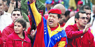 Chávez reapareció en público para inscribirse como candidato - Clarín