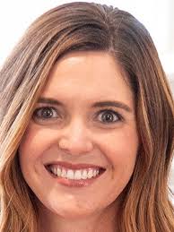 Amanda Hedgpeth's Instagram, Twitter & Facebook