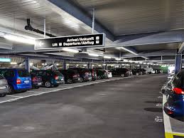 In order to make sure that the hub remains a pleasant place to be, genève aéroport addresses the following few rules to both passengers and staff working at the airport. Alle Dienstleistungen Flughafen Zuerich