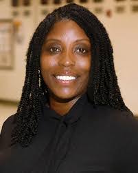 Denise Batten's Instagram, Twitter & Facebook