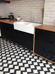 Black tile flooring kitchen michigansingles info. Pin On Fliesen