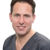 Chris Booth (@drboothy)