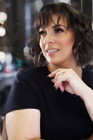 Can you edit my hair in photos?