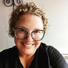 Jennifer Gosa's Instagram, Twitter & Facebook