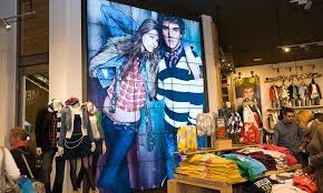 Pin By Katie Howell On Magazine Love American Eagle American Eagle Outfitters Painting