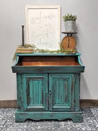 Beautiful turquoise kitchen cabinets inspiration from danslelakehouse.com. Turquoise Rustic Cabinet General Finishes Design Center