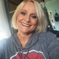 Is there any really good tattoo artist around town? That can do mine.