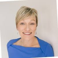 Lynn Esser's Instagram, Twitter & Facebook