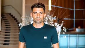 Milieu de terrain, enzo zidane peine véritablement à s'imposer au haut niveau. Rmadridhome On Twitter Enzo Zidane Signs For Portuguese Club Cd Aves Contract Until 2021 Best Of Luck