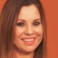 Beth Revis's Booking Agent and Speaking Fee