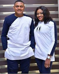 Modèle de tenue en pagne pour couple. 350 Idees De Modele Pagne Africain Homme Modele Pagne Africain Homme Mode Homme Habillement Homme