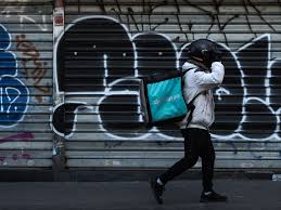 Deliveroo's share price plunged as much as 30% on its ipo debut on the london stock exchange on wednesday. Deliveroo Share Price Plunges 26 On First Day Wiping 2bn Off Value The Independent