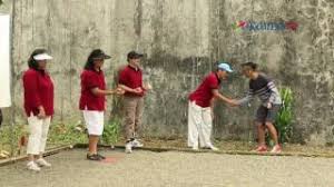Telah mengikuti sea games xxvi 2011 di jaka baring, sumatra cara bermain atau peraturan cabang olahraga petanque diantaranya sebagai berikut : Petanque Apa Tuh Hobi Eps Petanque Bagian 1 Youtube