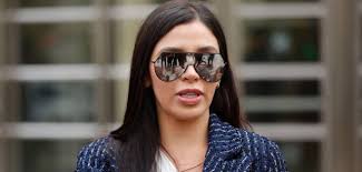 A través de instagram, emma coronel compartió un video de su cambio de imagen. Emma Coronel Esposa De El Chapo Posa En La Nieve Y Reaparece En Instagram Clase