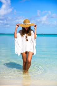 Vistete Para Ir A La Playa Como Las Gurus De Instagram A Como De Gurus Instagram Ir La Las Para Playa Look Playa Moda Ropa De Playa Traje De Playa