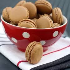 Operation Macarons Cela Faisait Longtemps Et Avec Des Caramel Au Beurre Sale Je Suis Sure D Avoir Du Succes Recette Dans Mes Archives Macarons Caramela