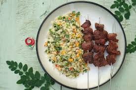 Dambun shinkafa / dambun shinkafa is a mix of matched rice, coleslaw and moringa leaves. How To Make Dambun Shinkafa Top Nigerian Food Blog