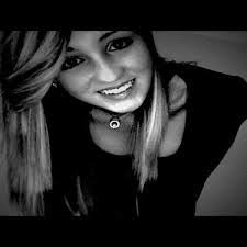 Sarah Yandle's Instagram, Twitter & Facebook