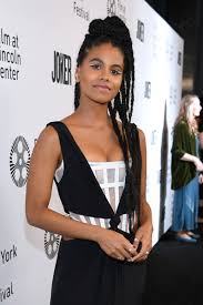 Her greatest hits include je suis un homme, à ma place and speed. Zazie Beetz Covered Herself In Pearls And Dion Lee Fashionista