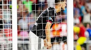 Born 8 october 1997) is a dutch professional footballer who plays as a winger for premier league club tottenham hotspur and the. Champions League Der Fc Basel Verliert Das Hinspiel Gegen Psv Eindhoven In Extremis Mit 2 3