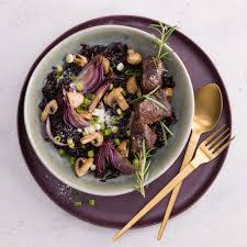Rotwein Risotto Mit Zwiebeln Und Champignons Risotto Champignons Rinderfilet