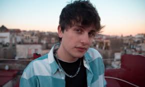 Il videoclip di "Cchiù Fort", Giulia Molino, Lele Blade e Hal Quartier