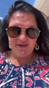 LIVE at 5220 Nw Ever Road 🏡