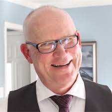 Karen Debusk's Instagram, Twitter & Facebook