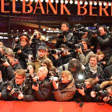 Rote teppiche verleihen jedem wohnraum ein spannendes ambiente. Fotografen Auf Der Berlinale Geld Verdienen Am Roten Teppich Der Spiegel