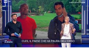 Una decisione drastica che entrerebbe in atto dal prossimo settembre, con l'inizio della nuova stagione televisiva. Cuccarini Lettera D Addio Al Veleno Alla Vita In Diretta Poi E Gelo Con Matano In Studio