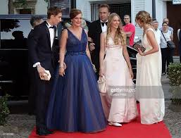 Gloria maria schotel (2 pers.) shoarma, shaslick, 2 stuks spareribs en 2 stuks lamskoteletten. Karl Von Habsburg Head Of The House Of Habsbourg Lorraine And Debutante Ball Debutante Formal Dresses Long