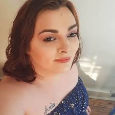 Jaci Thompson's Instagram, Twitter & Facebook