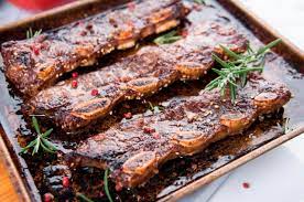 The flanken, which is cut across the bone and leaves the bone just 1 to 2 inches (2.5 to 5.1 cm) in length, or even less and the english, which is cut parallel to. Asado De Tira Unilever Food Solutions