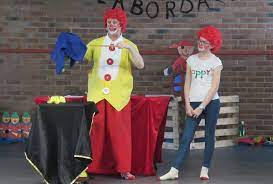 Bonjour Tout Le Monde Clown Magicien Picolus