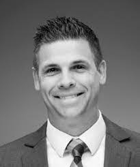 Shawn Hafer's Instagram, Twitter & Facebook