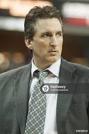 Los Angeles Clippers head coach Vinny Del Negro looks