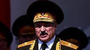 Der belarussische staatschef alexander lukaschenko hat ein flugzeug landen lassen. Weissrussland Das Abgekartete Spiel Des Alexander Lukaschenko Stern De