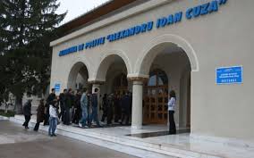 Näytä lisää sivusta facultatea de stiinte politice a universitatii din bucuresti (fspub) facebookissa. Academia De PoliÈ›ie StudenÈ›i La CrimÄƒ OrganizatÄƒ Au Luat LicenÈ›a Pe Sub ManÄƒ News Romania