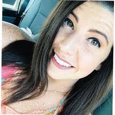 Amber Mcminn's Instagram, Twitter & Facebook