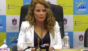 La alcaldesa de la comuna de maipú cathy barriga habría celebrado su cumpleaños por adelantado en el parque municipal junto a varios funcionarios. Concejala Ps De Maipu Se Disculpa Publicamente Con Cathy Barriga Para Poner Fin A Querella En Su Contra