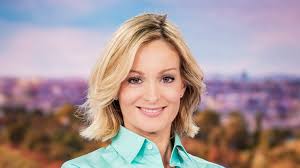 Tf1 l'a annoncé au coeur de l'été : Audrey Crespo Mara Tf1 Pro Audiences Tf1 Excellentes Performances Et Tres Large Leadership Des Rdv De L Info Tf1 Le Jt Avec Audrey Crespo Mara Le13h 5 4 M Tvsp 43 5 De Pda 3m