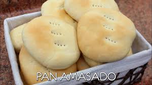 Quedateencasa Y Haz Tu Propio Pan Pan Amasado Come Como Principe En 2020 Pan Amasado Receta De Pan Sin Levadura Pan Amasado Receta