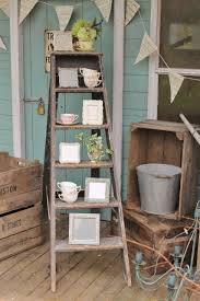 40 Rustic Vintage Porch Decor Ideas To Bring Warmth To Your Home S Exterior Old Ladder Decor Front Porch Decorating Porch Decorating
