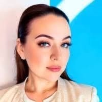 Cynthia Ronquillo's Instagram, Twitter & Facebook